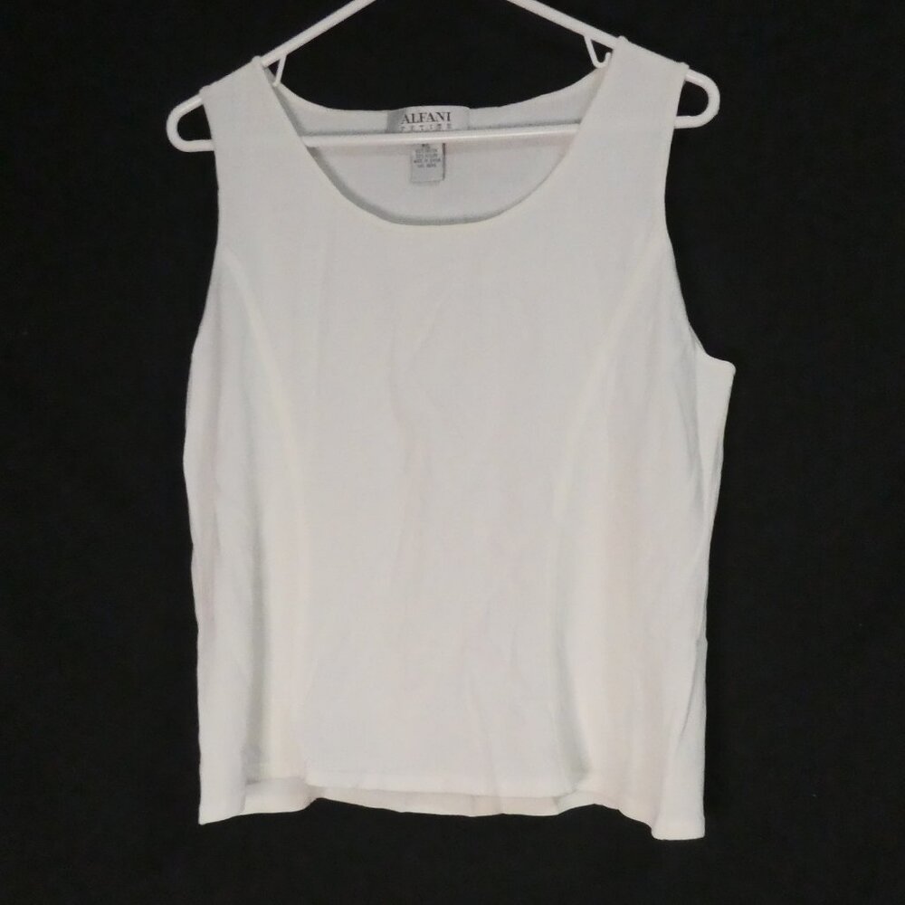 ALFANI PETITE | large | Textured White Sleeveless Tank Top | GUC